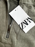 دورس اورجینال مردانه نیمزیپ برند ZARA تو کرک رنگ زیتونی
